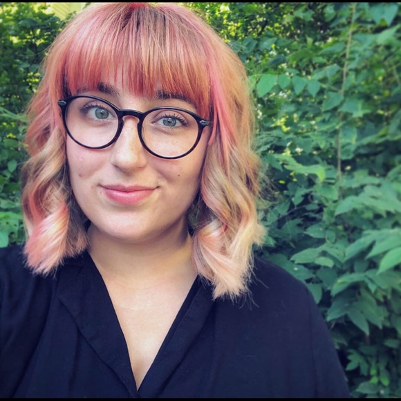 Meet your Posher, Centennial - Picture 1 of 1